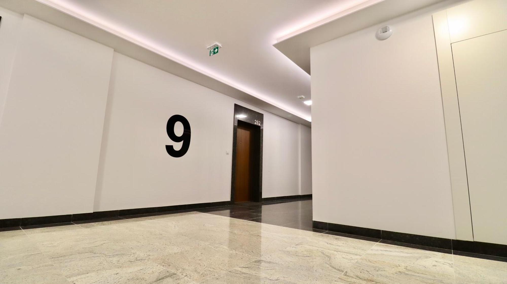 Modern Sky Apartment